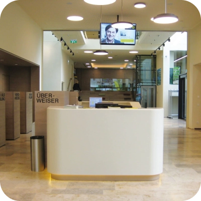 Referenz 01Banken scaled 1